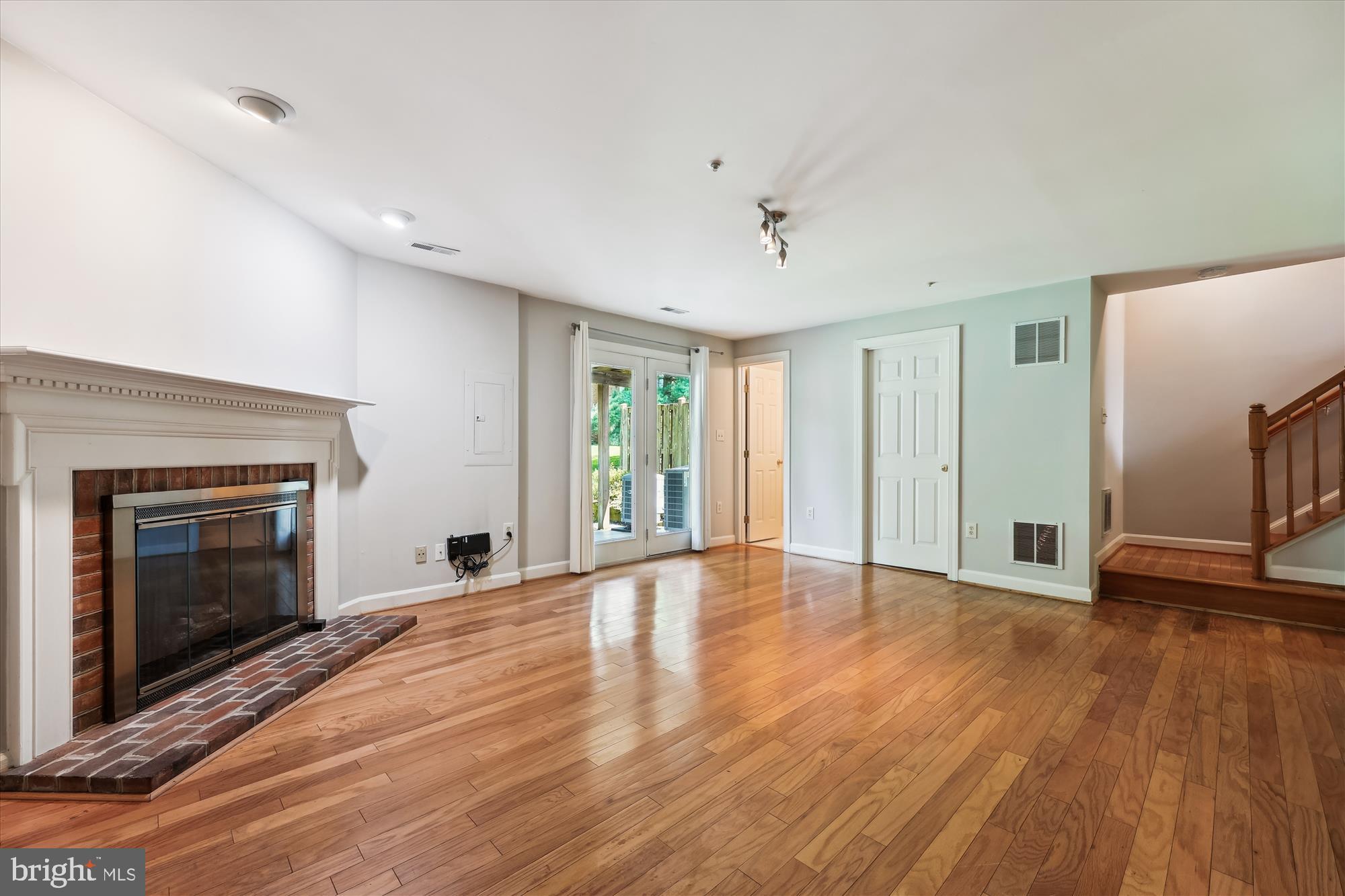 DECOVERLY ADVENTURE - Residential