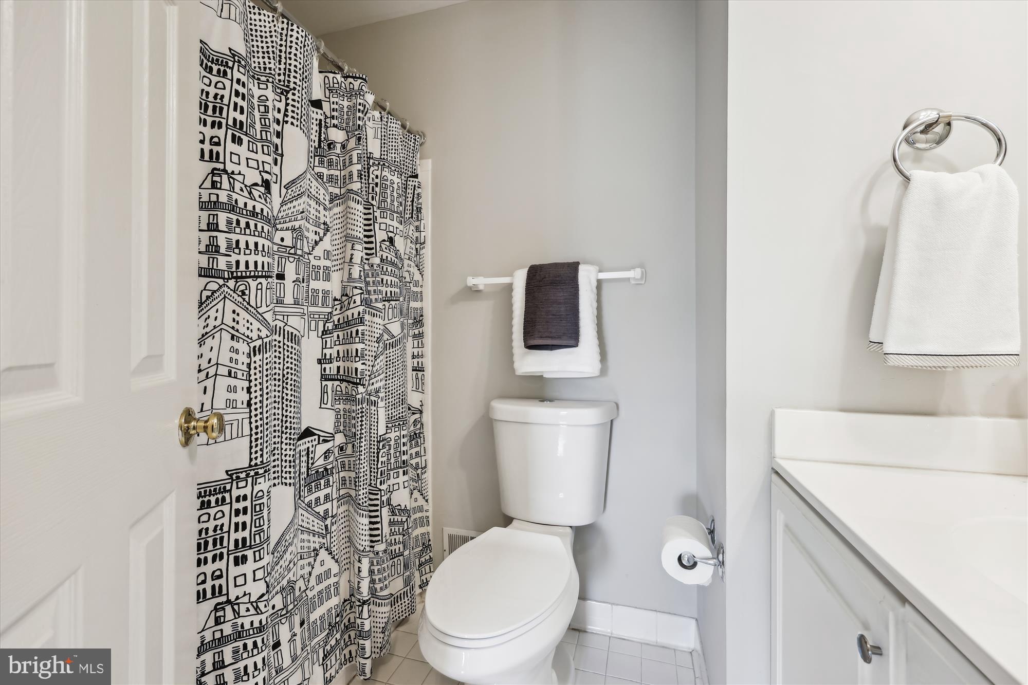 DECOVERLY ADVENTURE - Residential