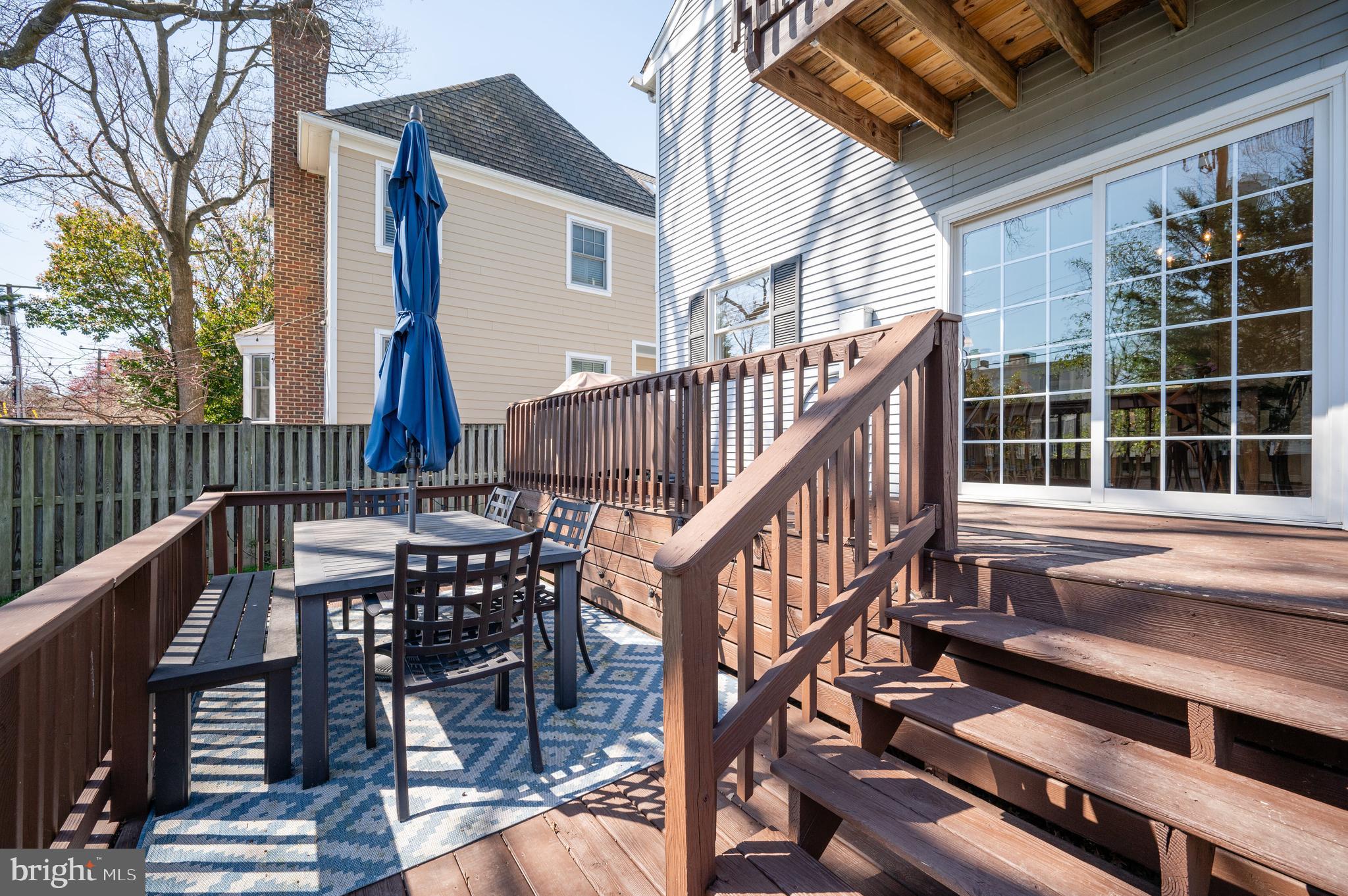 ROSEMONT PARK - Residential