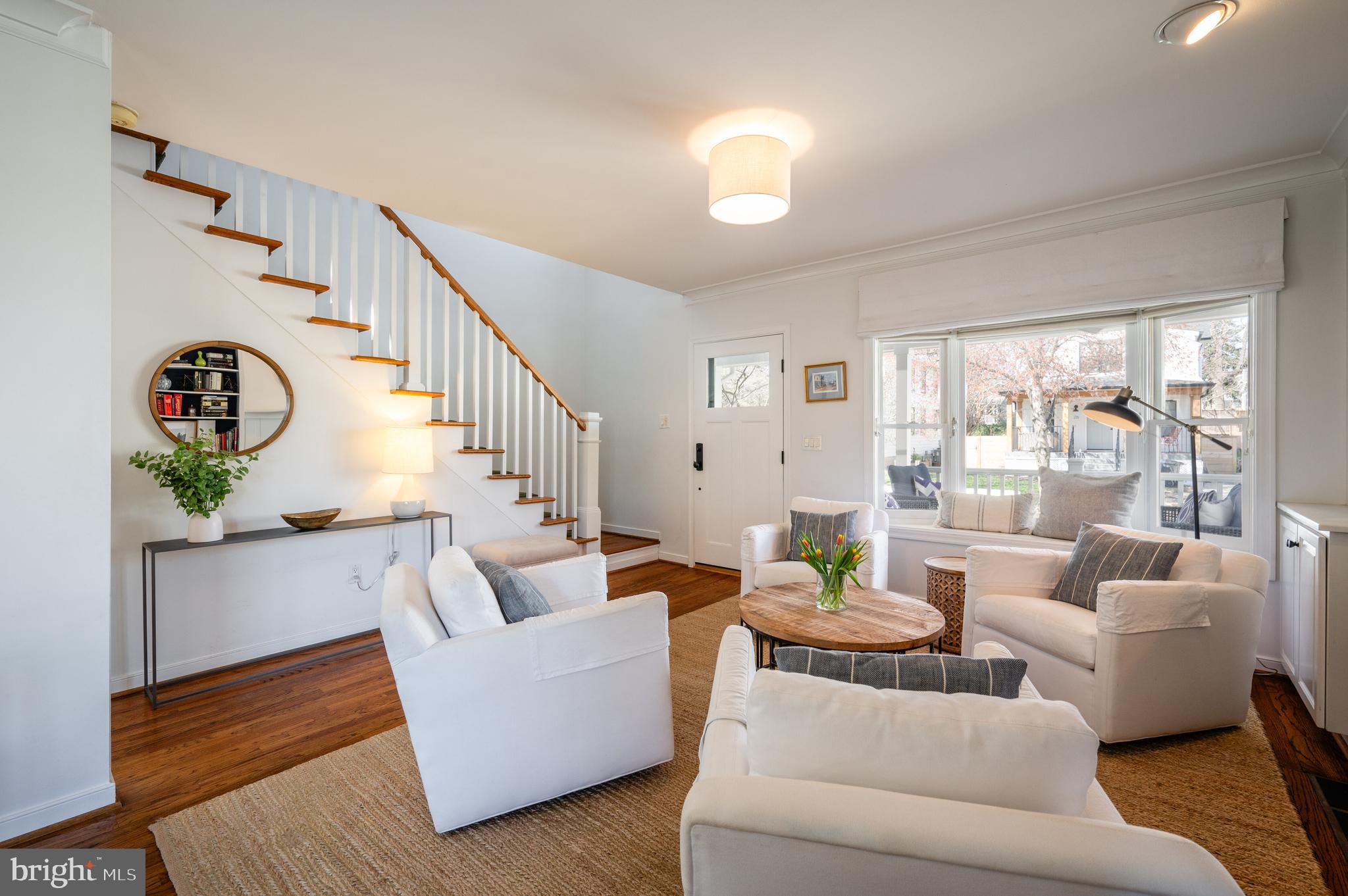 ROSEMONT PARK - Residential