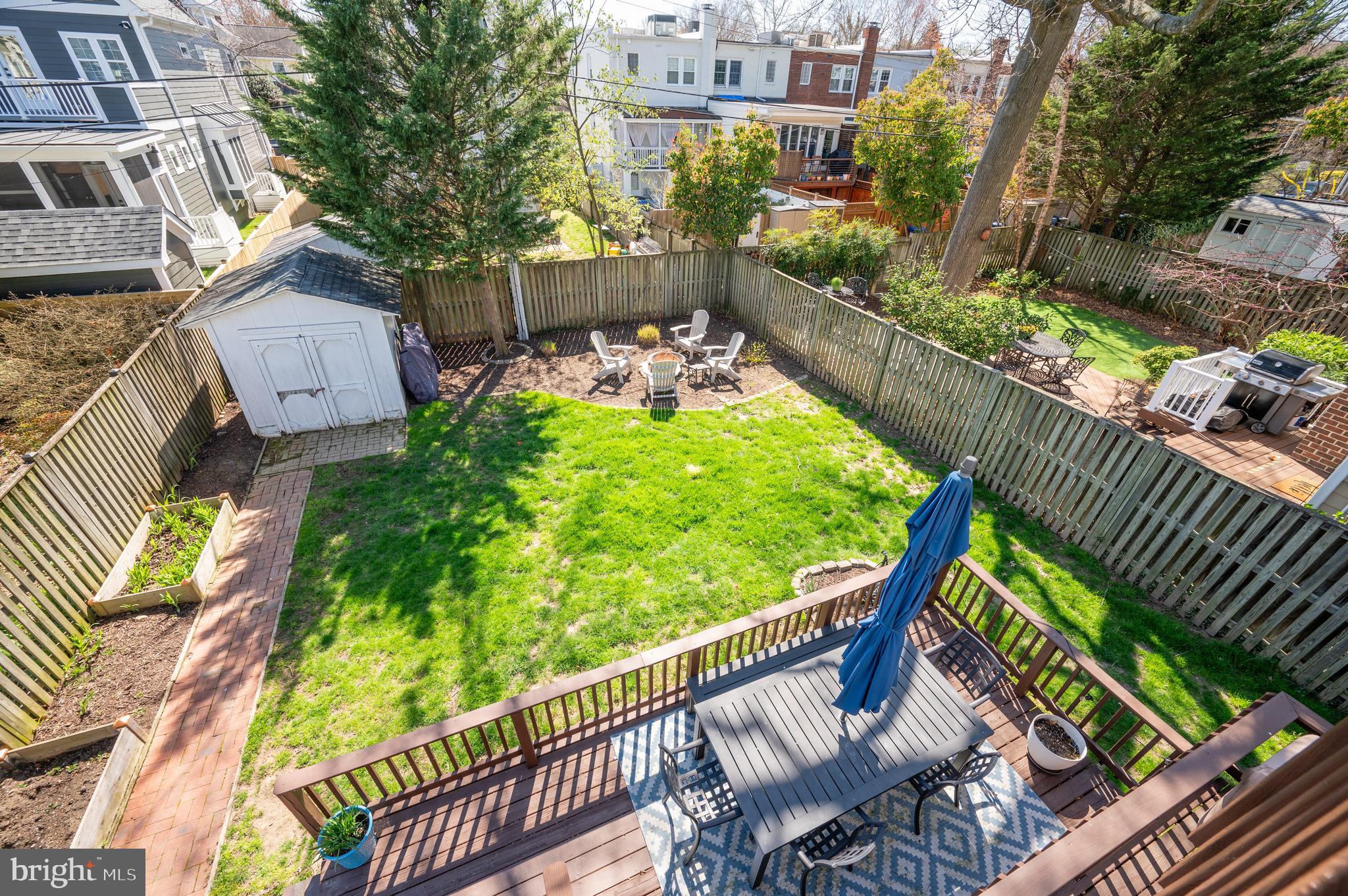 ROSEMONT PARK - Residential