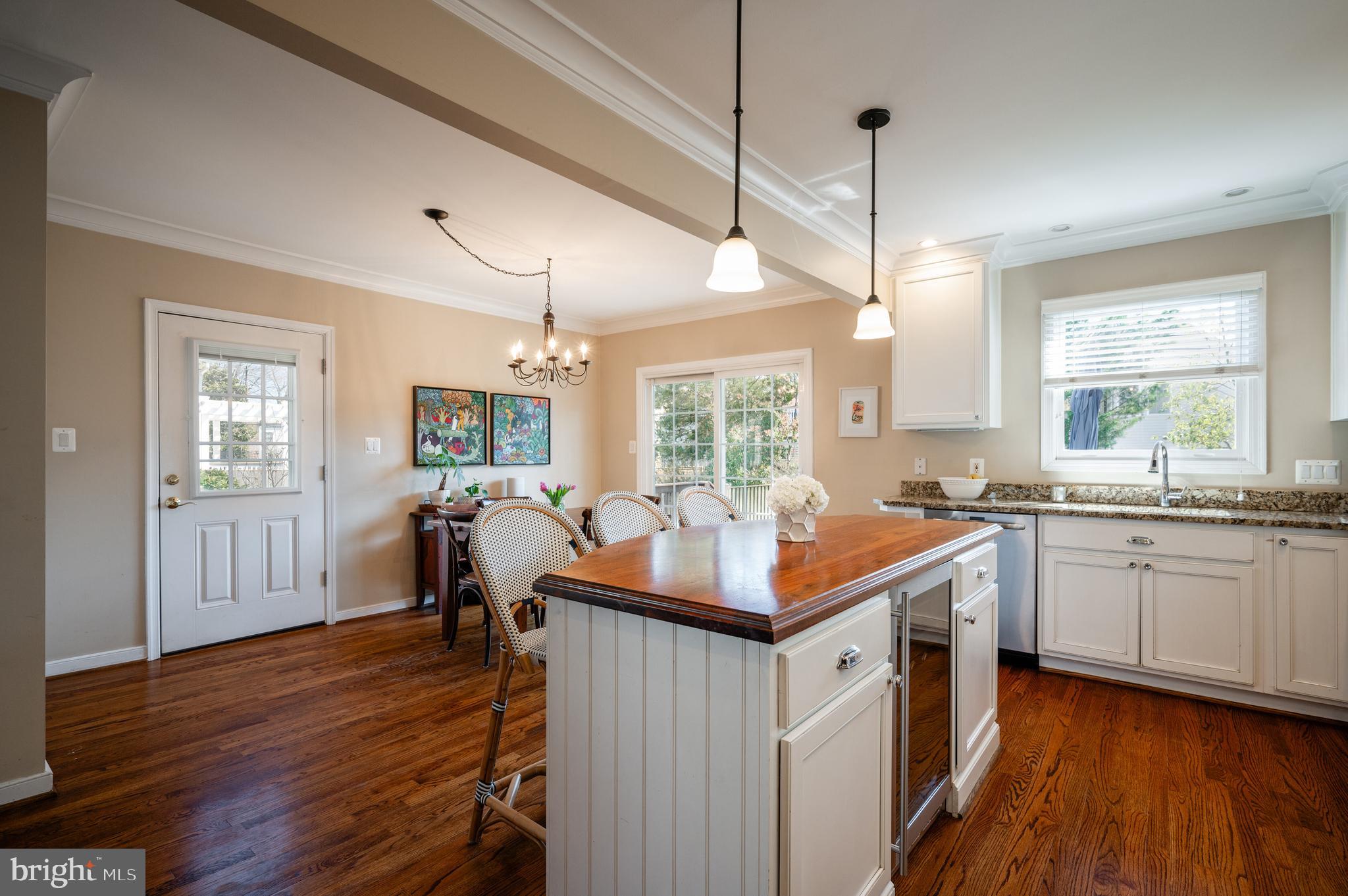 ROSEMONT PARK - Residential