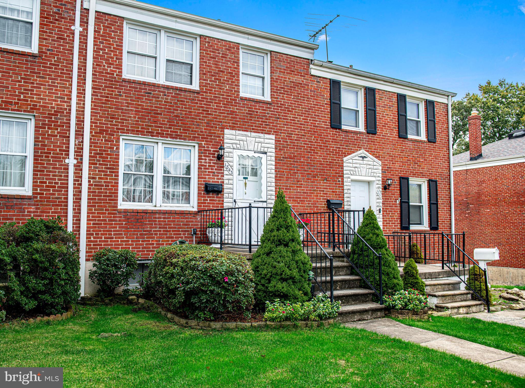 OAKLEIGH MANOR - Residential