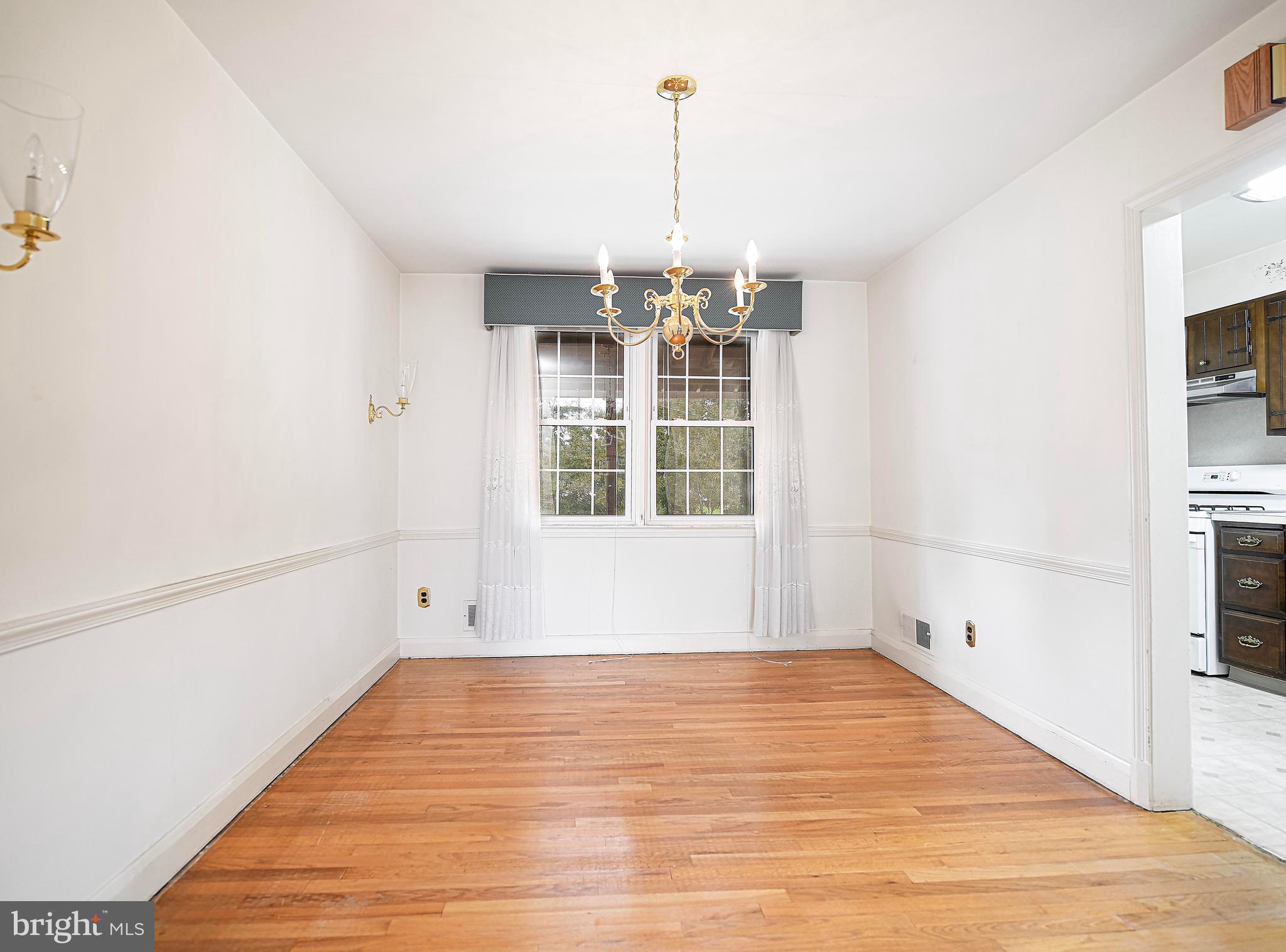 OAKLEIGH MANOR - Residential