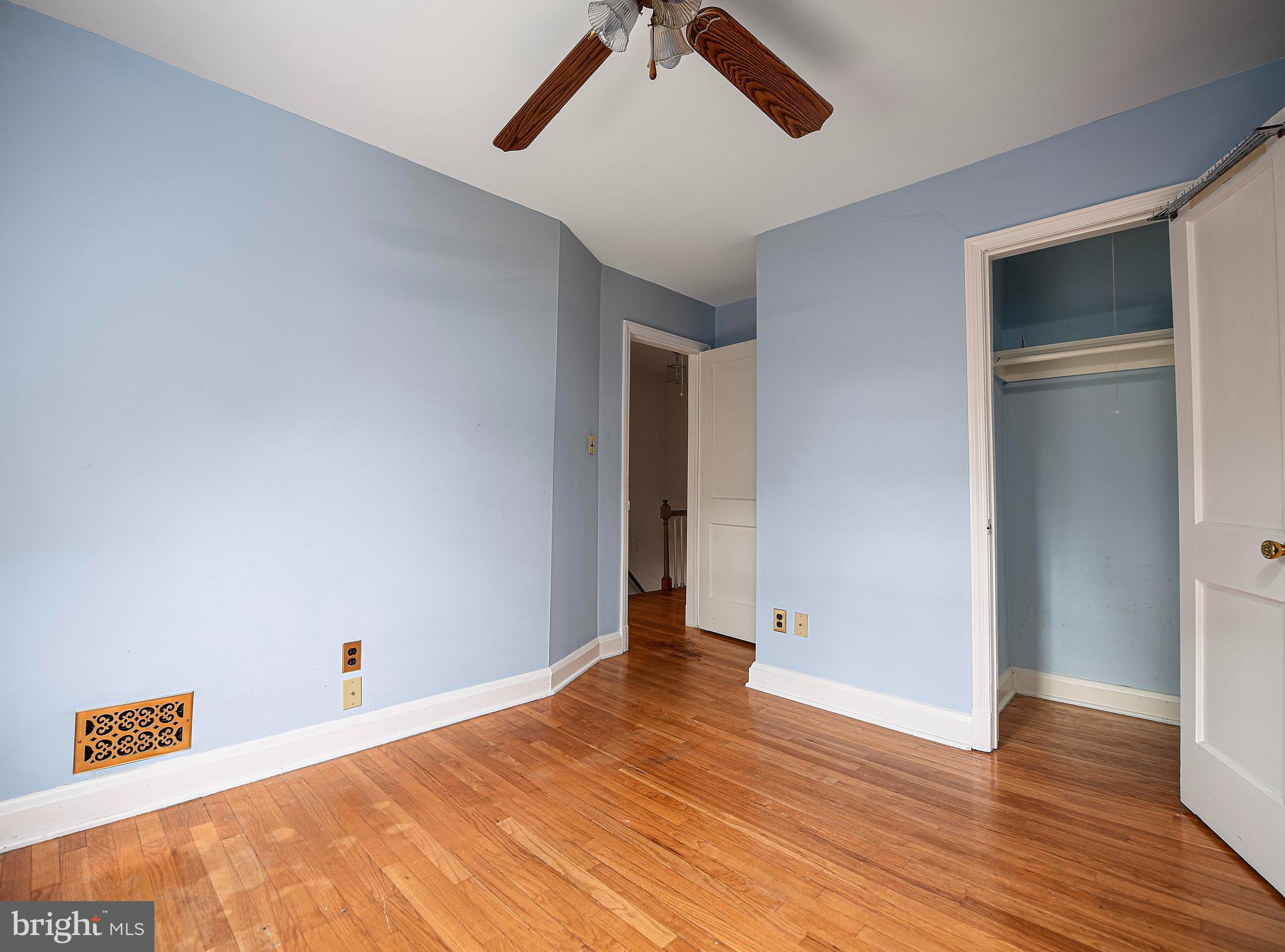 OAKLEIGH MANOR - Residential