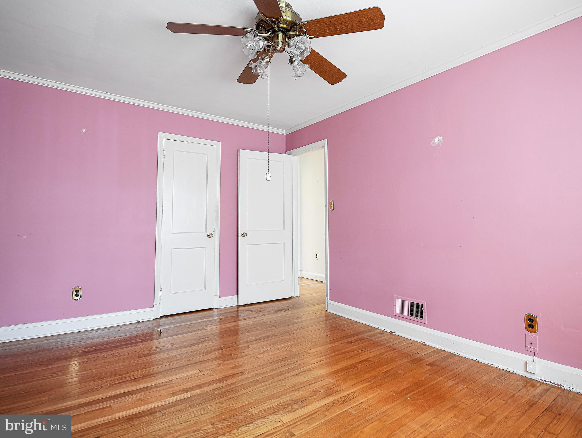 OAKLEIGH MANOR - Residential