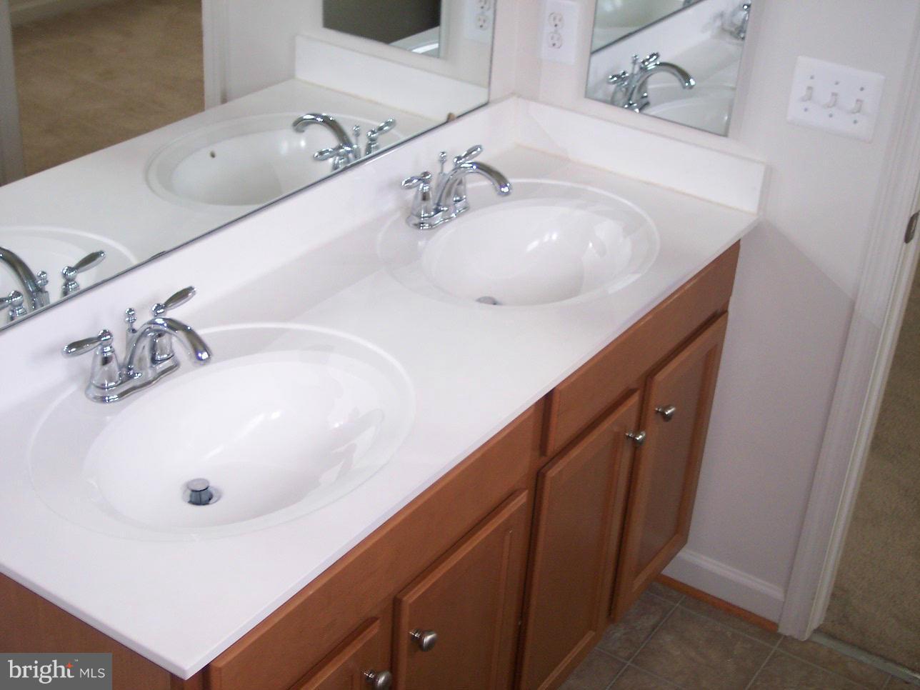 PORT POTOMAC - Residential Lease