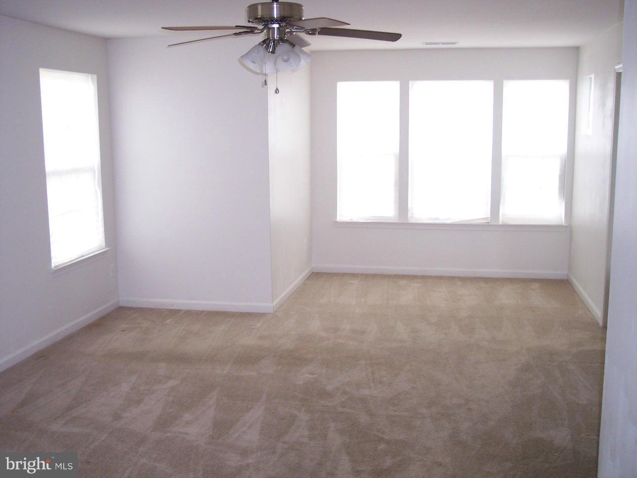 PORT POTOMAC - Residential Lease