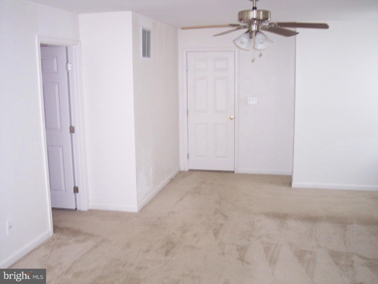 PORT POTOMAC - Residential Lease