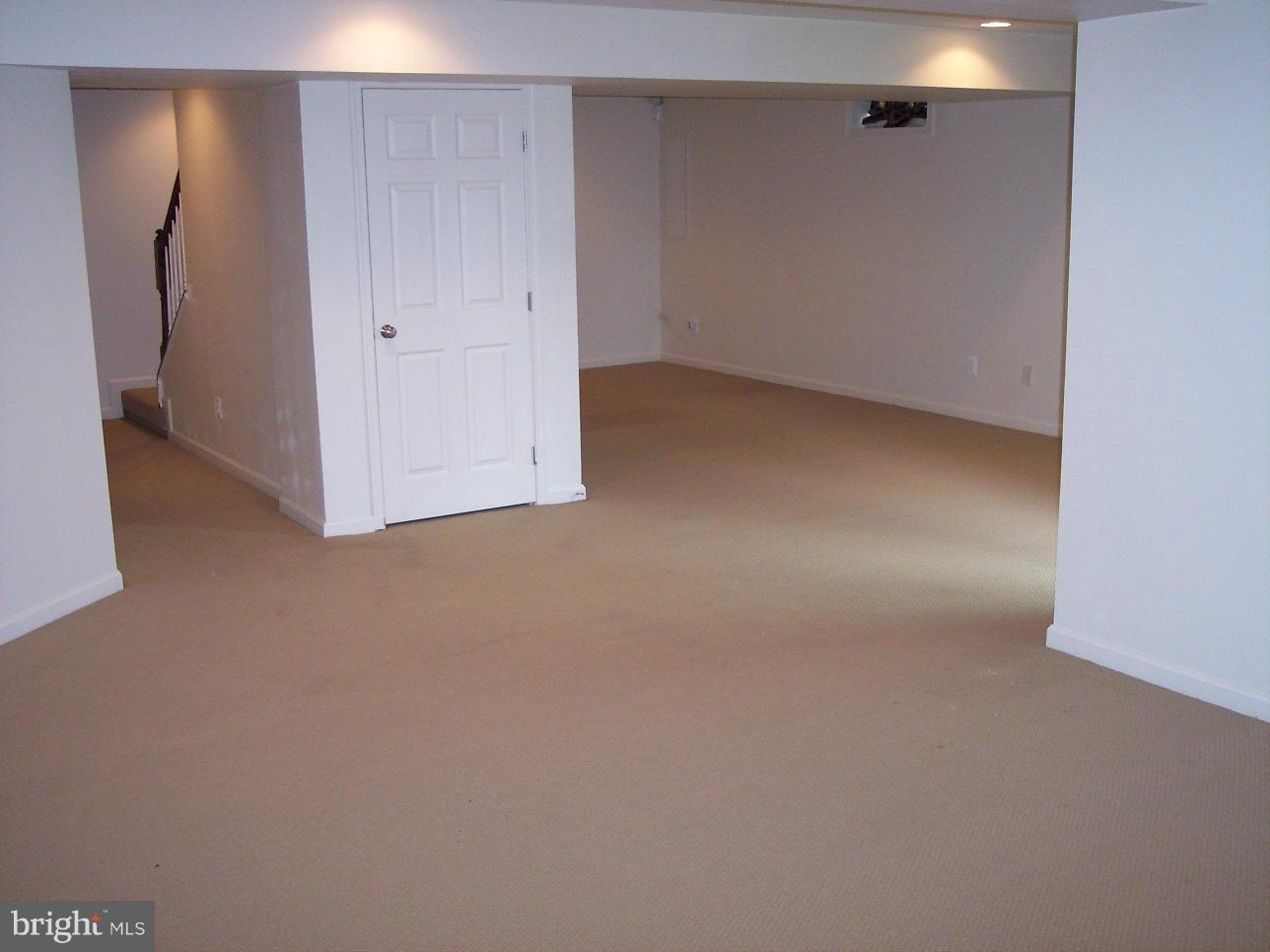 PORT POTOMAC - Residential Lease