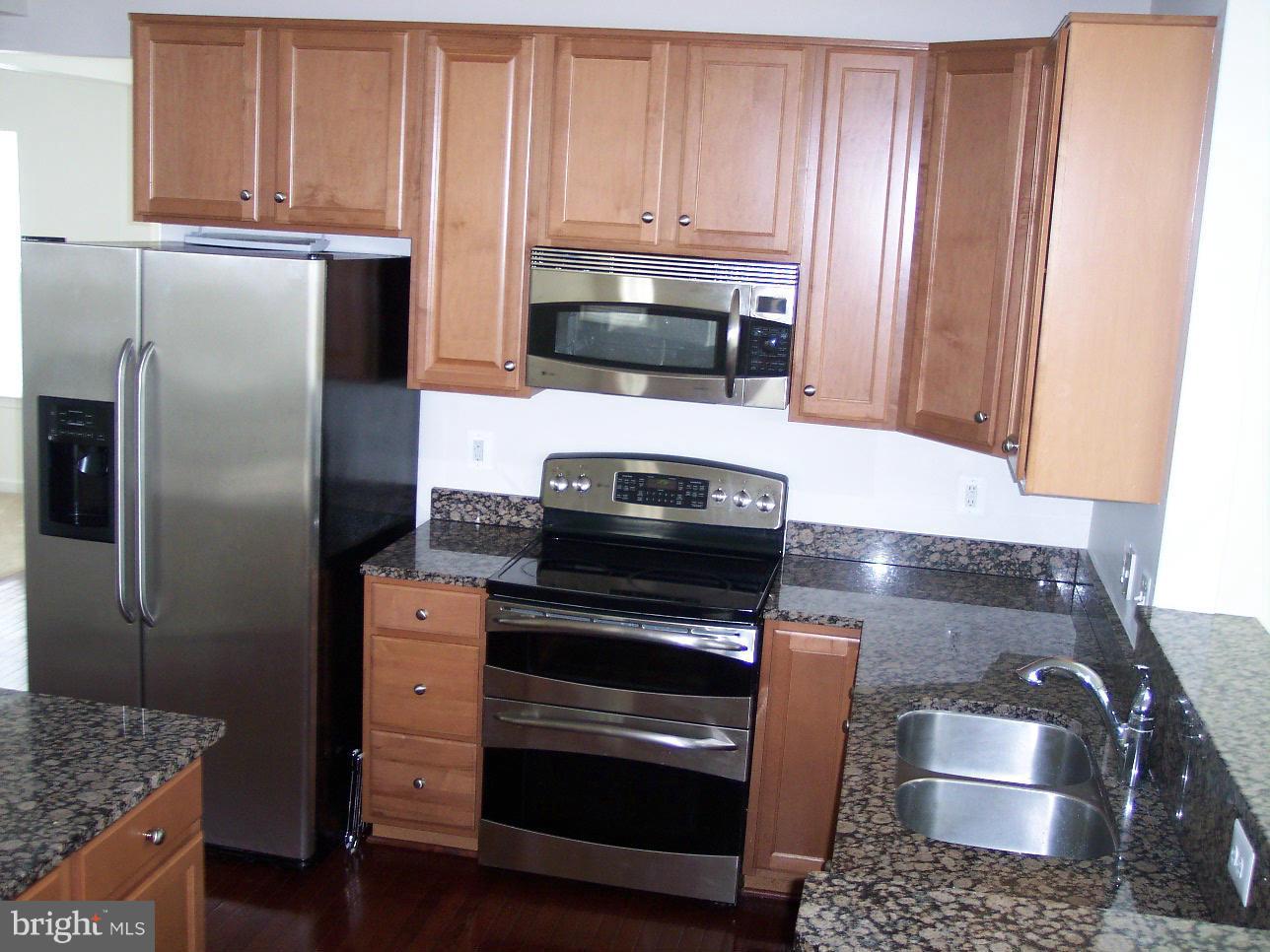 PORT POTOMAC - Residential Lease