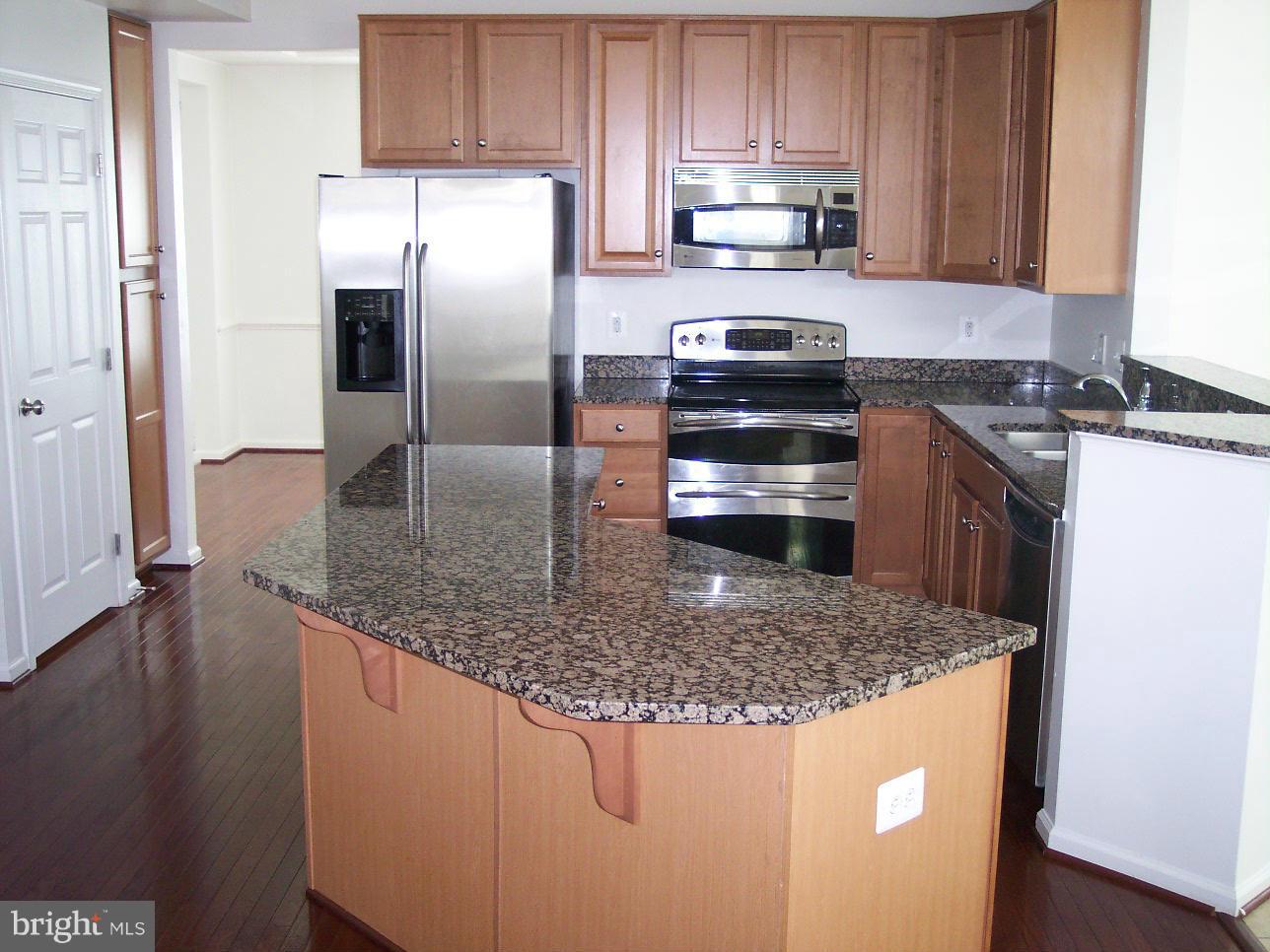 PORT POTOMAC - Residential Lease