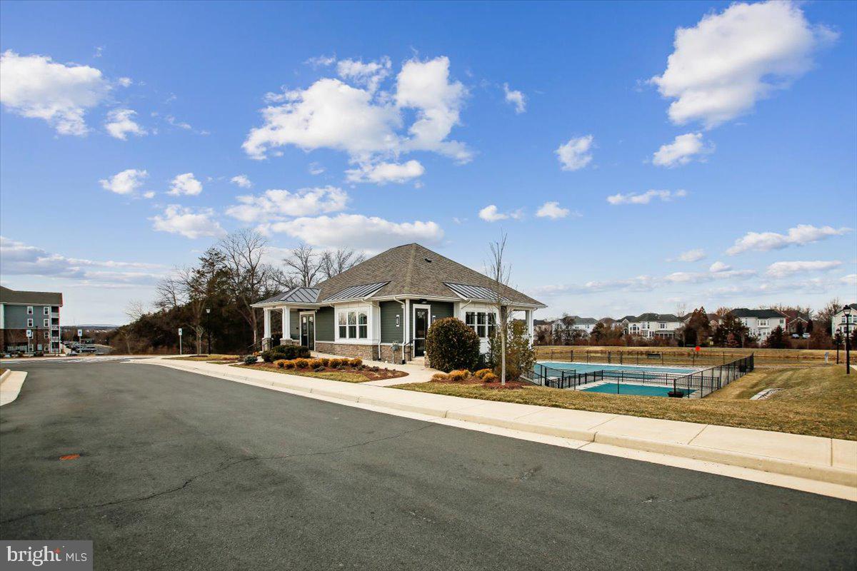 POLAND HILL - Residential