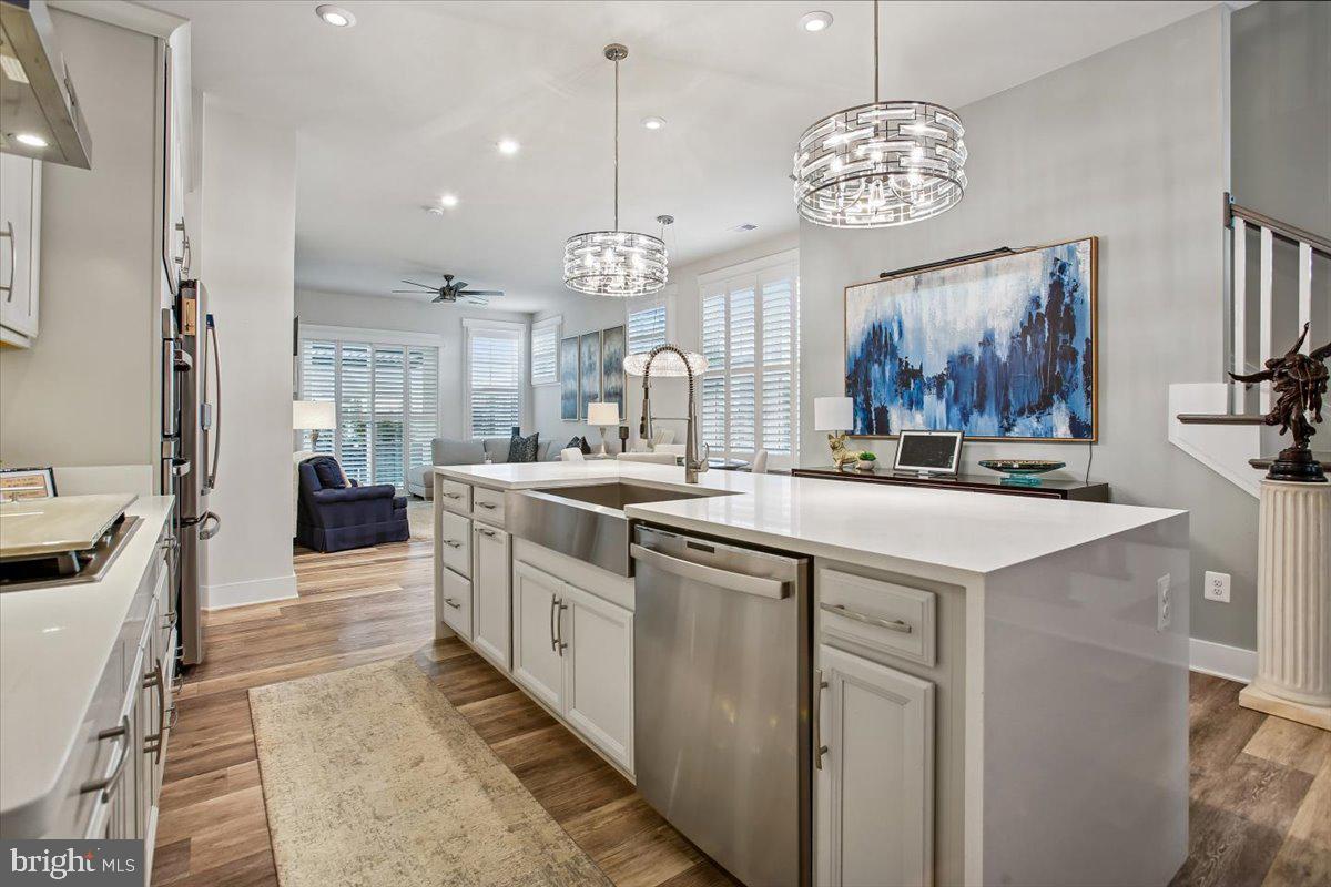 POLAND HILL - Residential