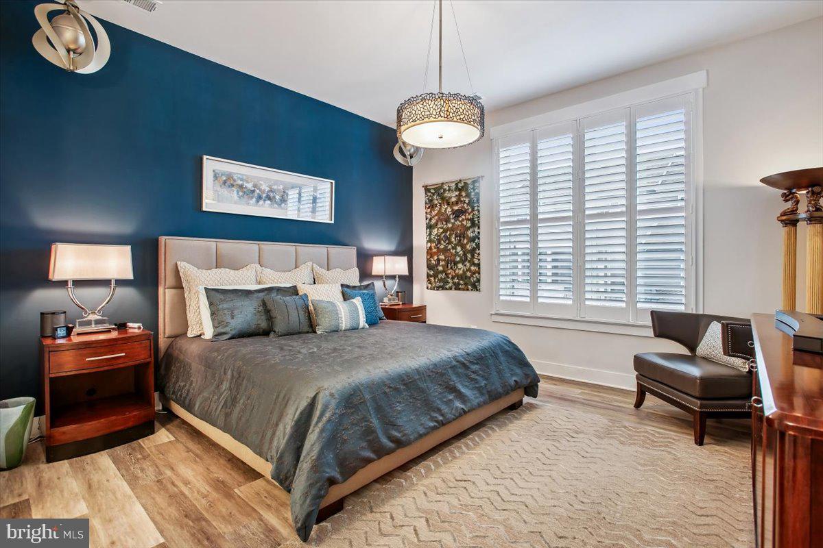 POLAND HILL - Residential