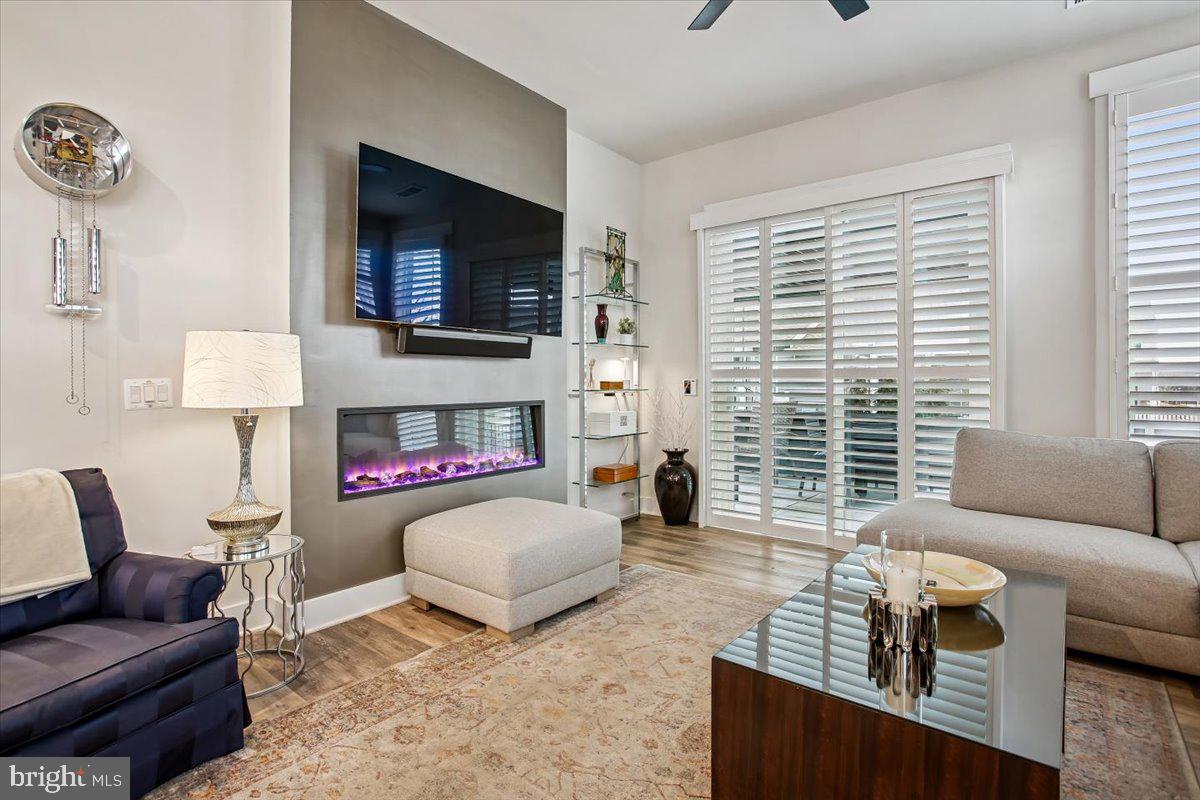 POLAND HILL - Residential