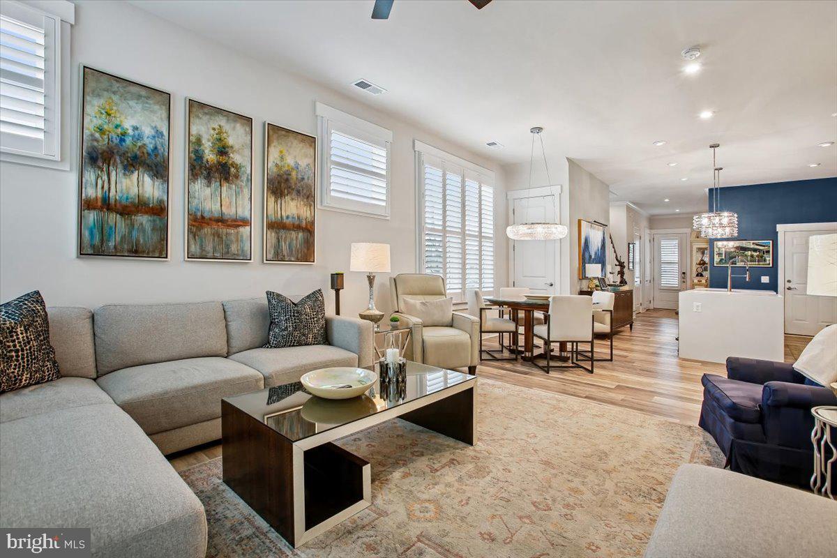 POLAND HILL - Residential