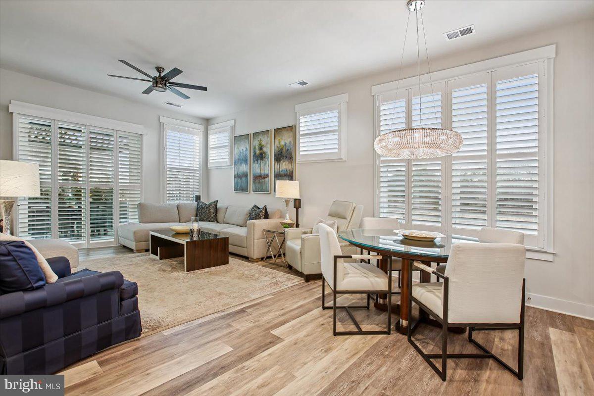 POLAND HILL - Residential