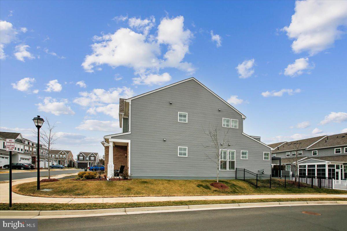 POLAND HILL - Residential