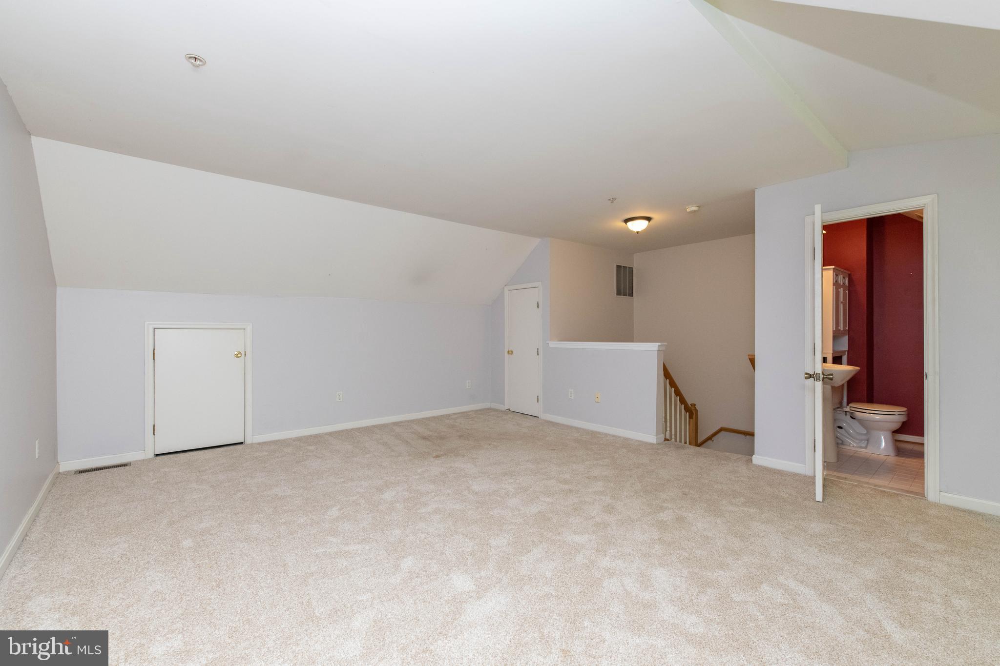 WOODS LANDING - Residential Lease