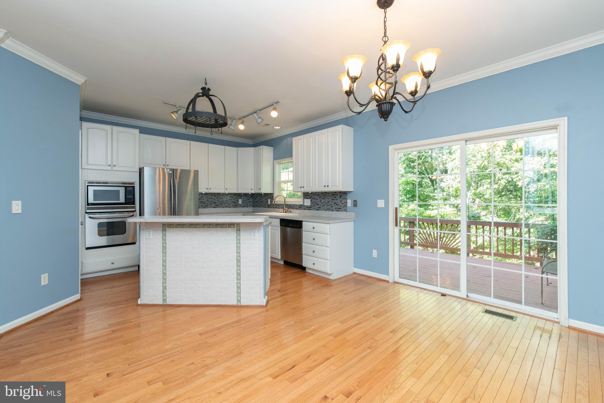 WOODS LANDING - Residential Lease