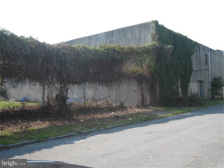 PENNSPORT - Commercial Sale