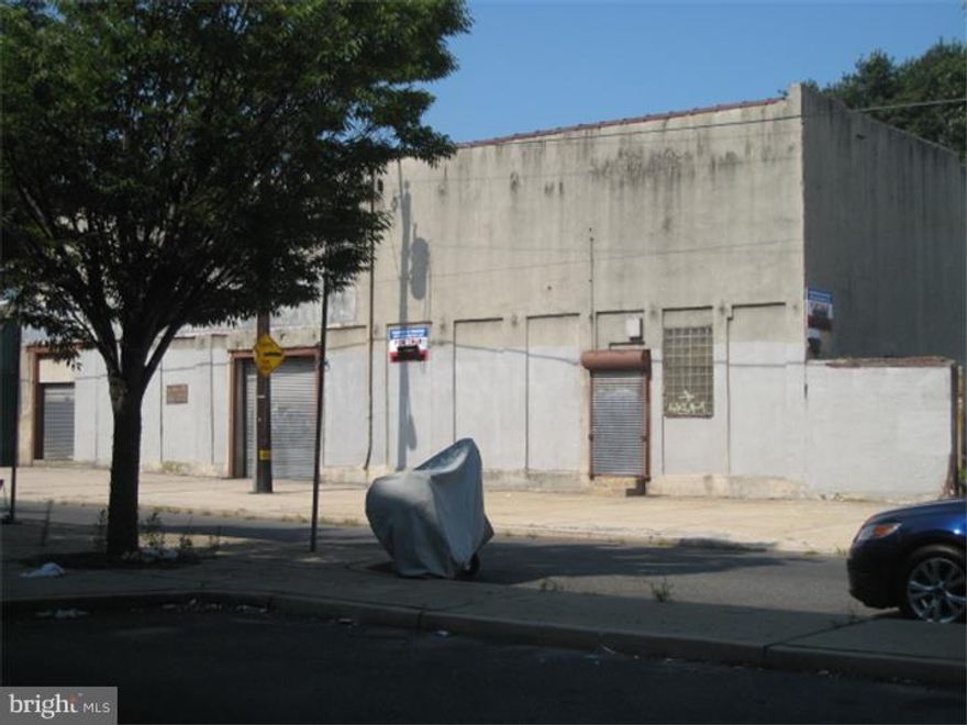 Terrific Development Opportunity in the Hot Pennsport Area!  Land Square Feet is 14,100 - Lot Size is 143 Wide x 100 Deep - Street to Street - 2 Street Frontages - Fabulous Opportunity for Residential Development.
