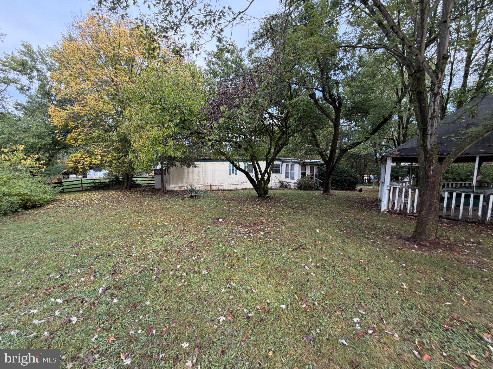 5844 DEBBIE LANE