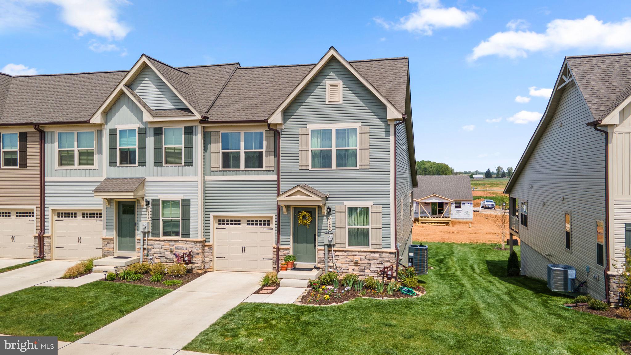 2472 SILVER LEAF DRIVE