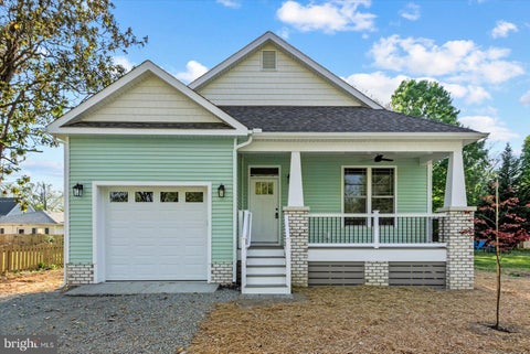Homes For Sale - 617 Bancroft Ave<br/> COLONIAL BEACH, VA 22443