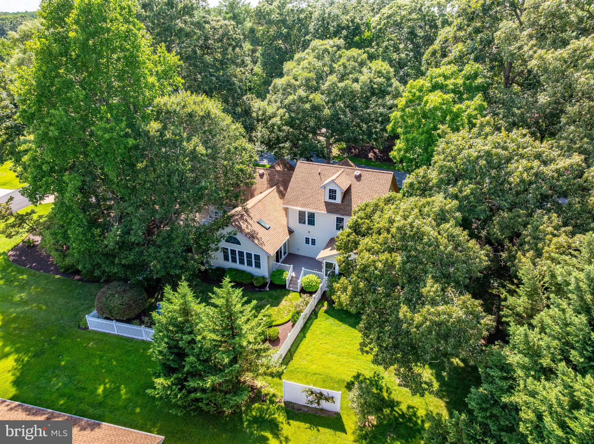 1 TALL OAKS COURT