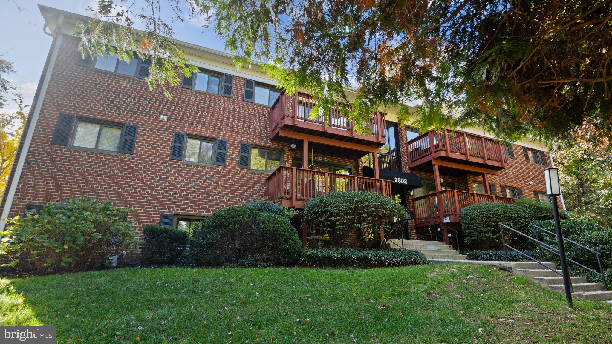 SEMINARY WALK - Residential Lease