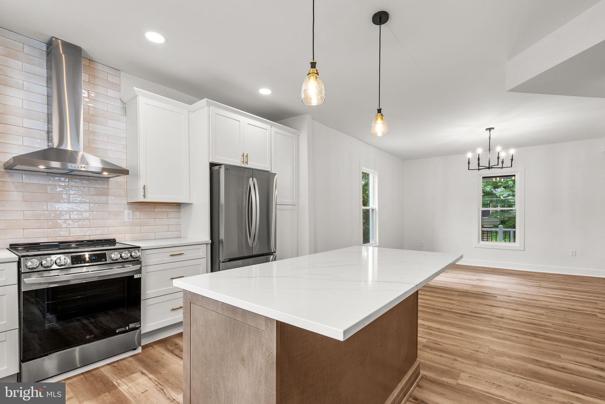 HISTORIC HYATTSVILLE - Residential