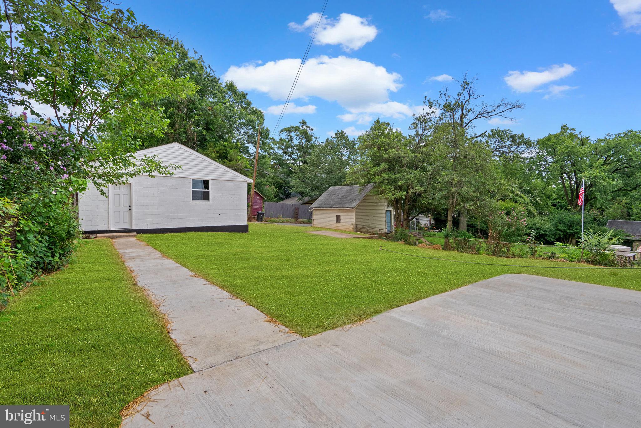 HISTORIC HYATTSVILLE - Residential