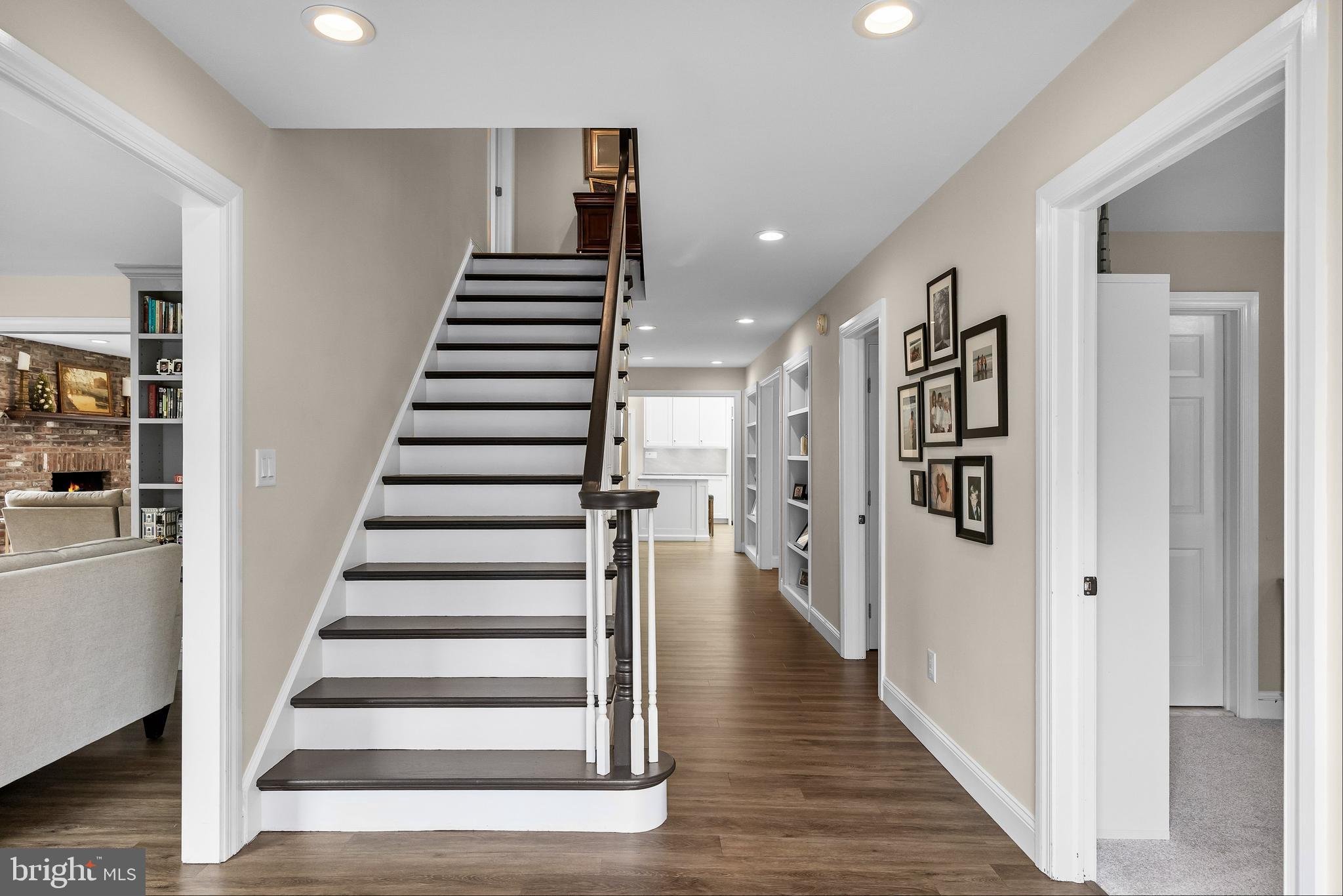 54 MEETINGHOUSE COURT