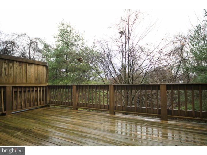 WILLIAMSBURG COMS - Residential