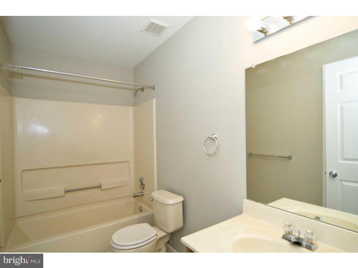 WILLIAMSBURG COMS - Residential
