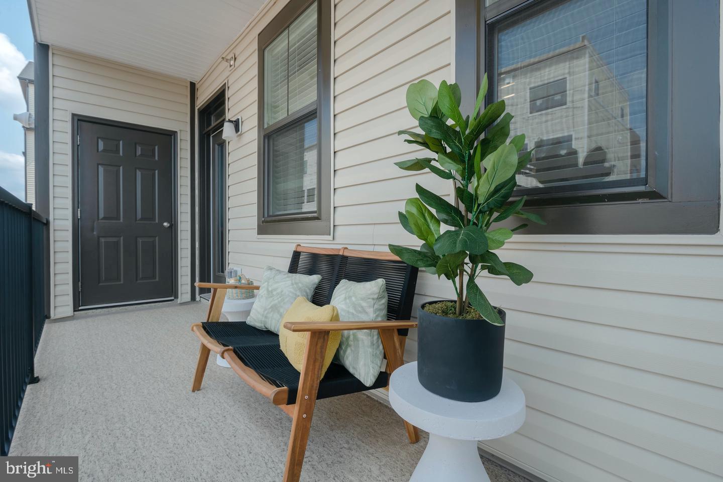 METRO WALK AT MOOREFIELD STATION - Residential