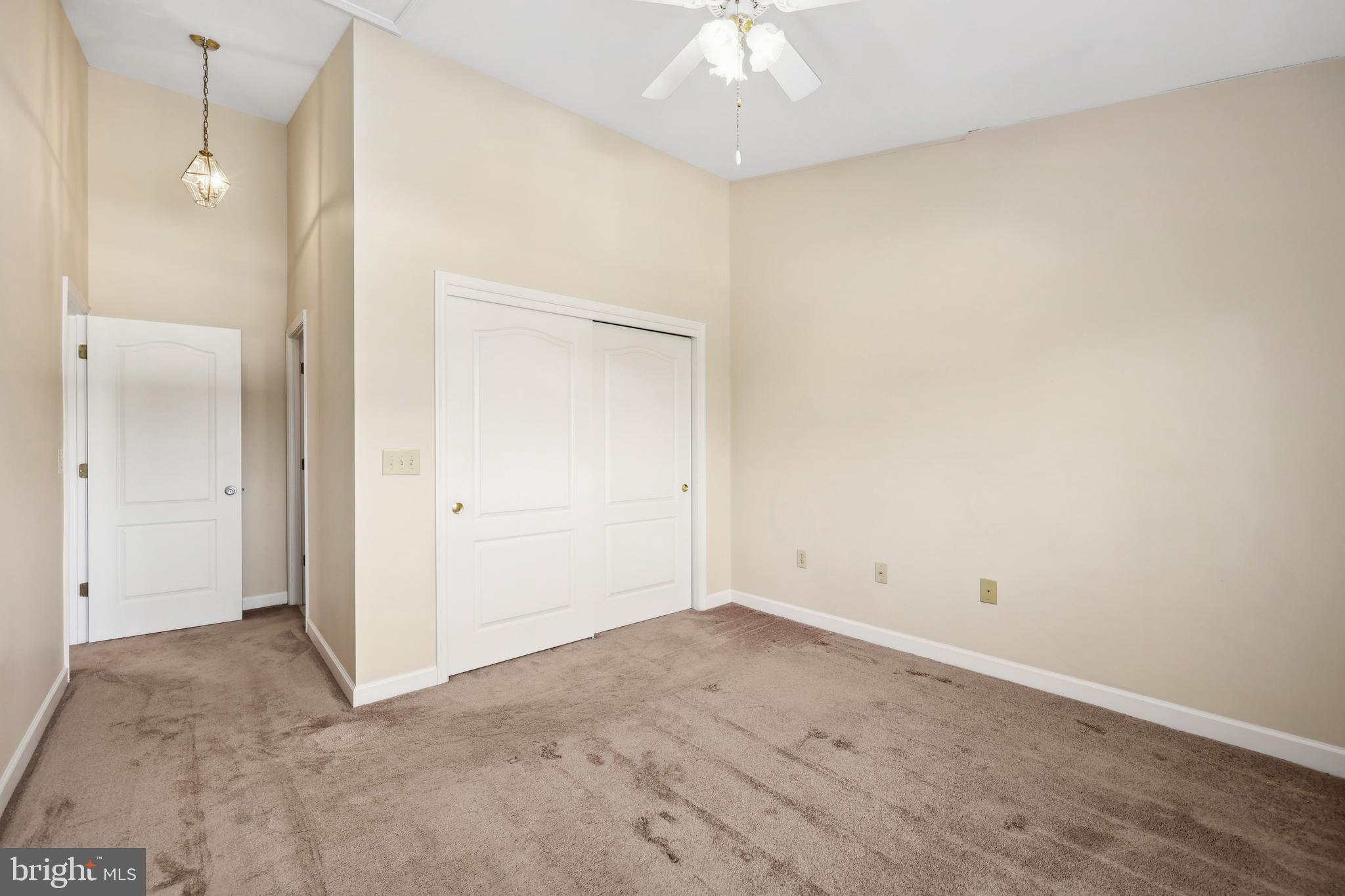 FALLS STATION - Residential