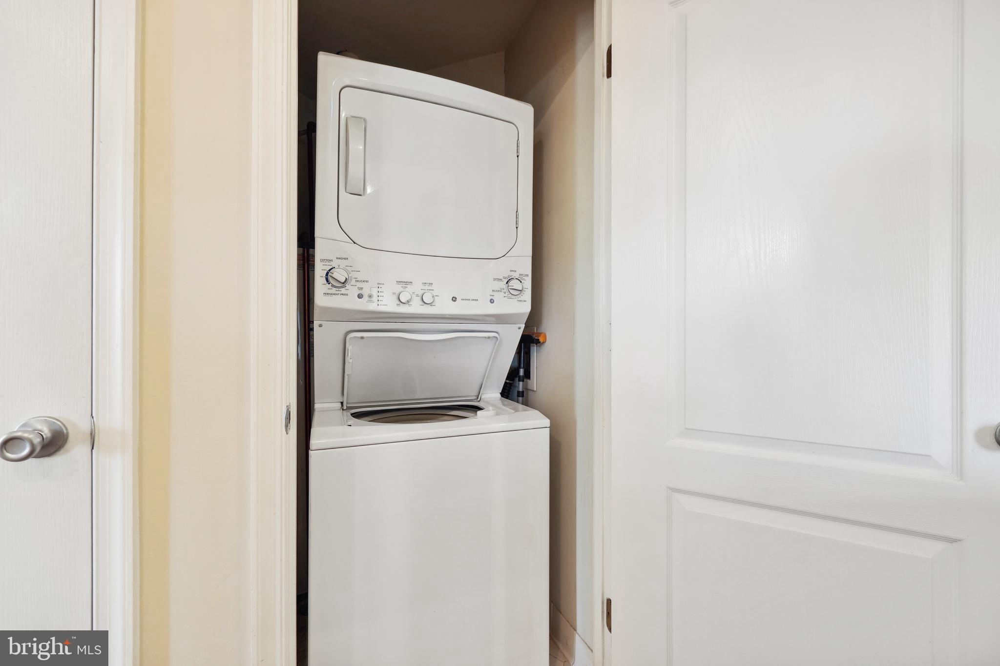 FALLS STATION - Residential