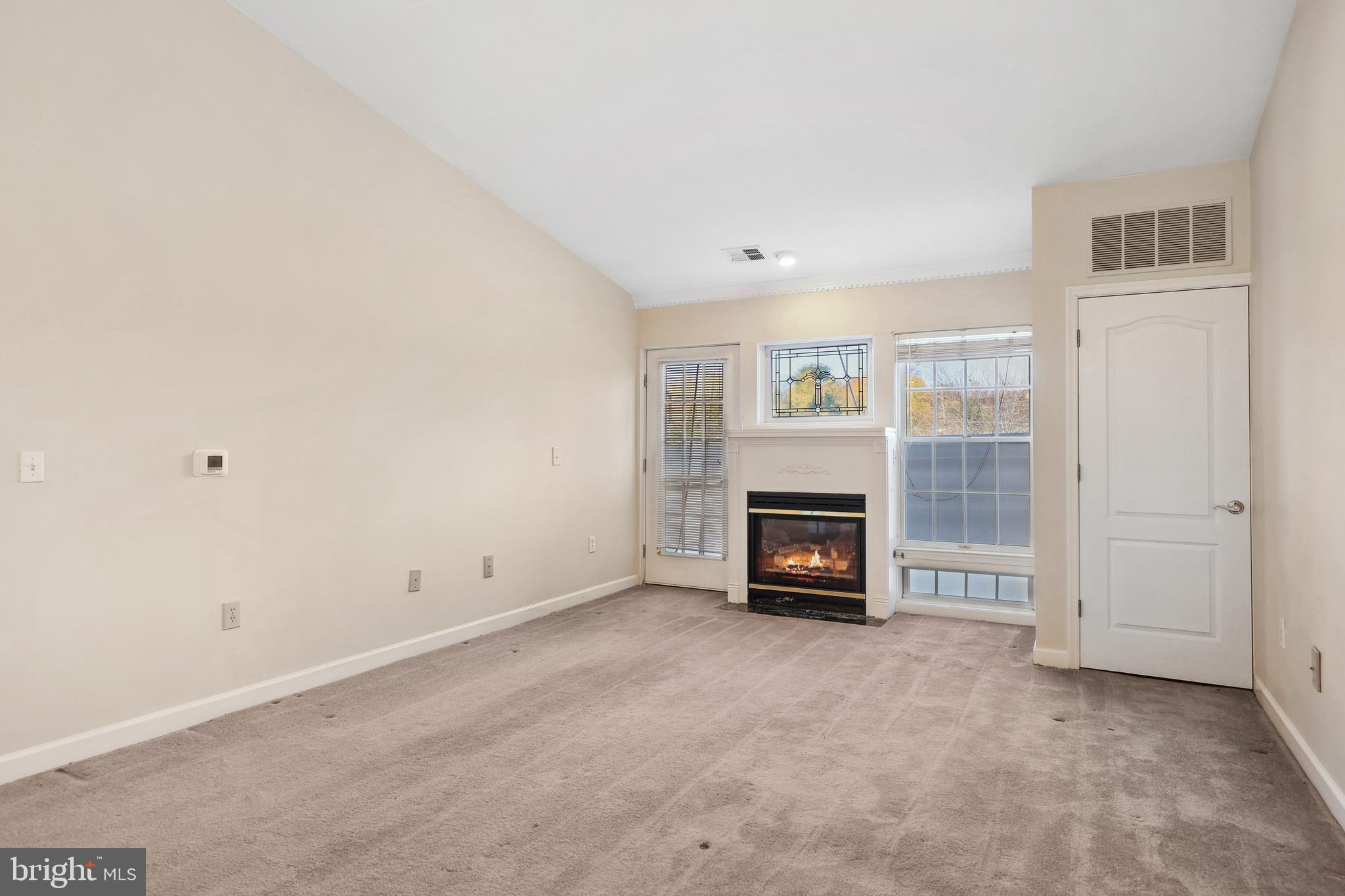 FALLS STATION - Residential