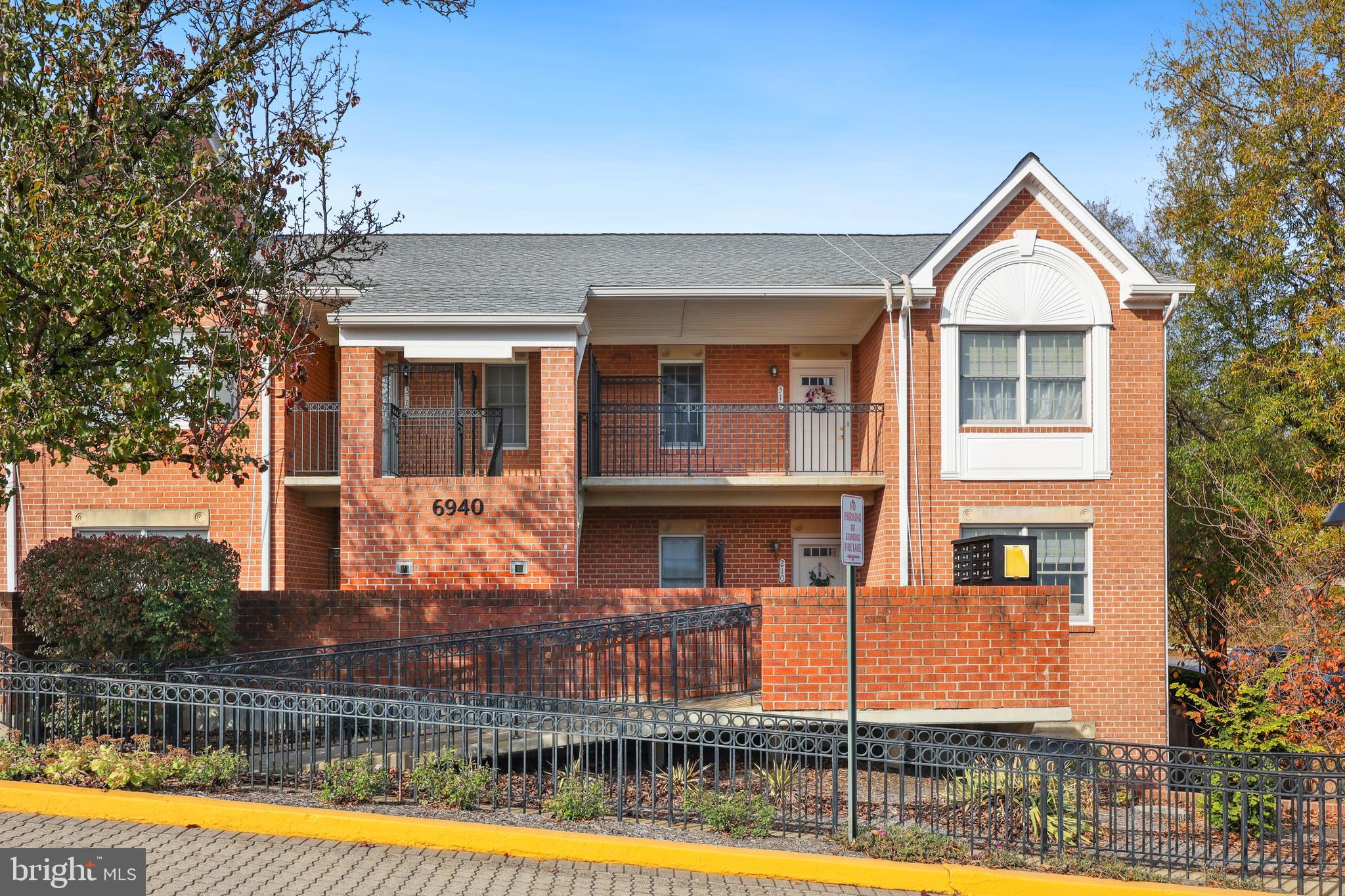 FALLS STATION - Residential