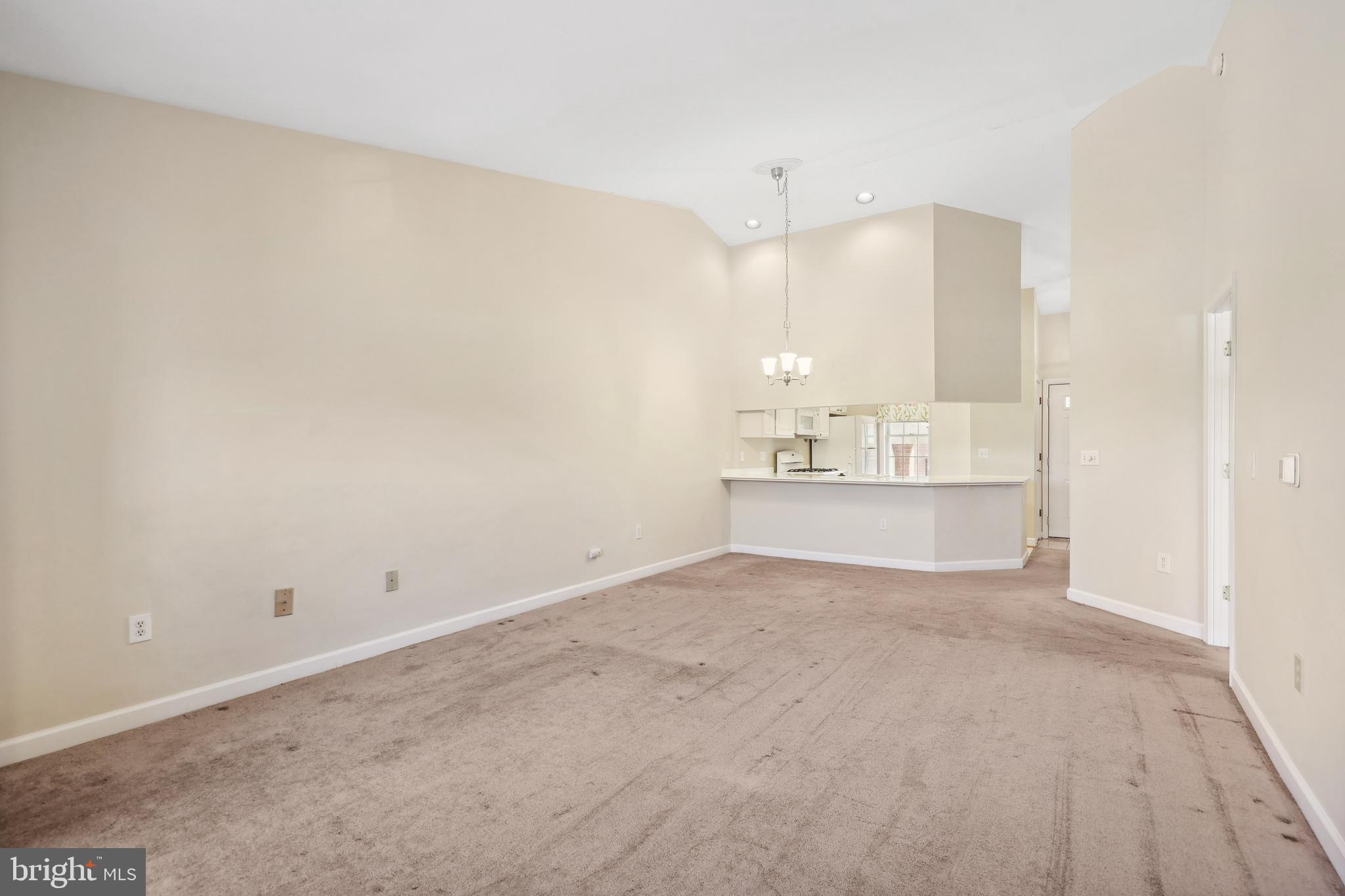 FALLS STATION - Residential