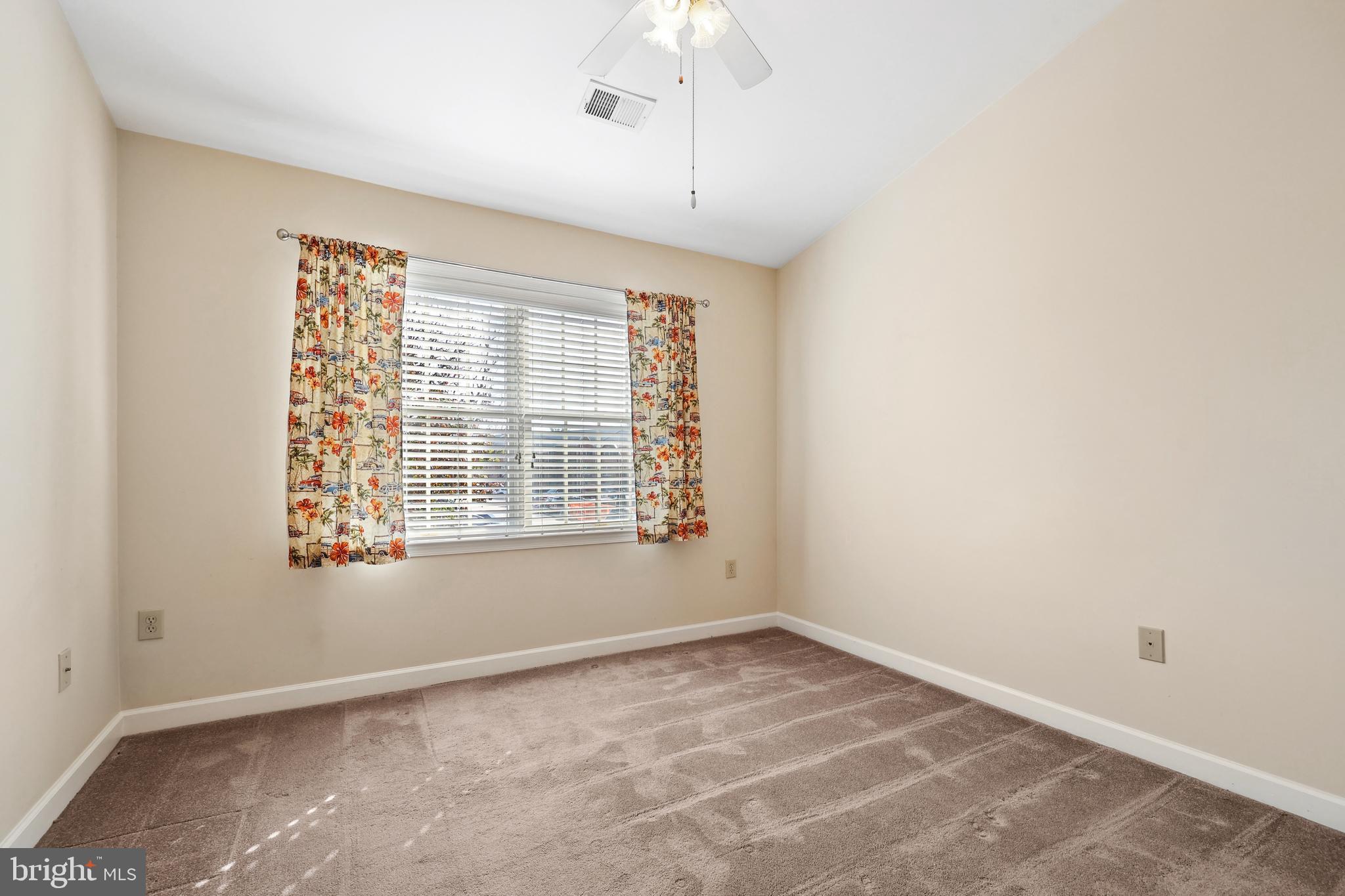 FALLS STATION - Residential