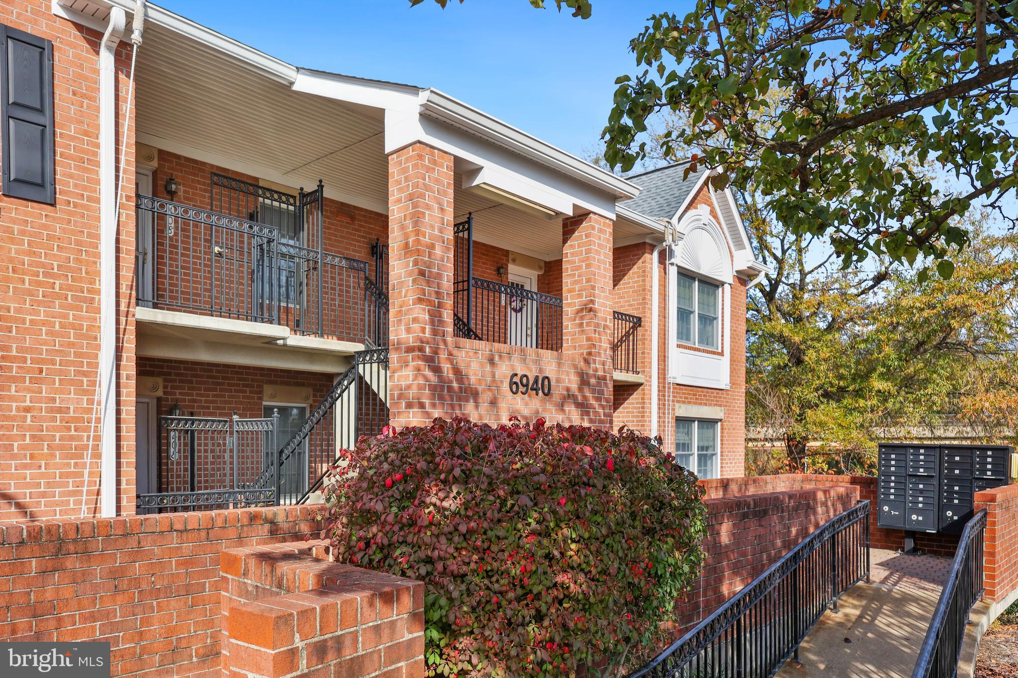 FALLS STATION - Residential