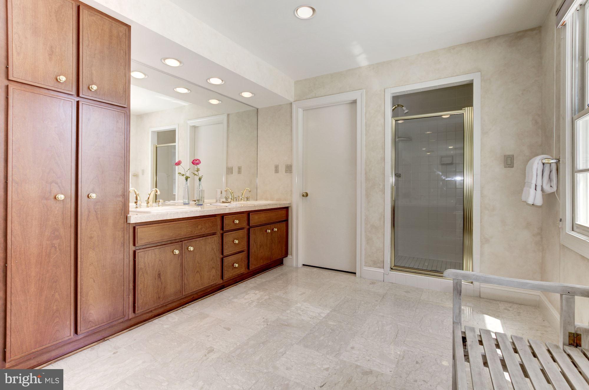 AVENEL - Residential