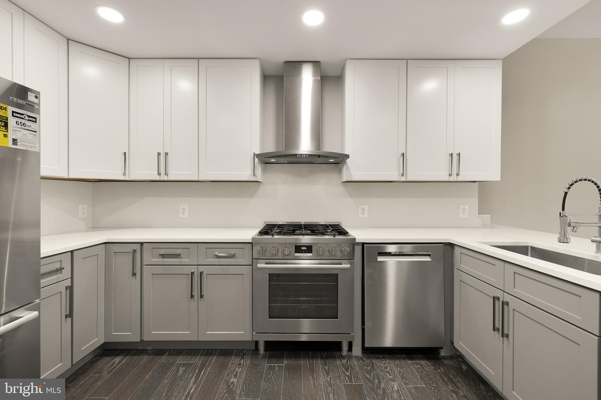 1225 KING STREET 300