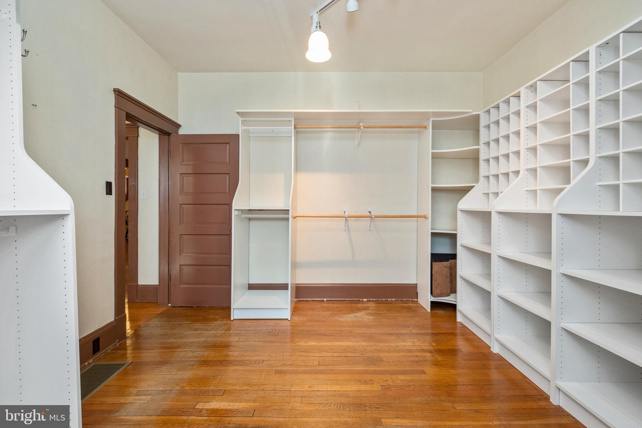 OLD TOWN - Residential