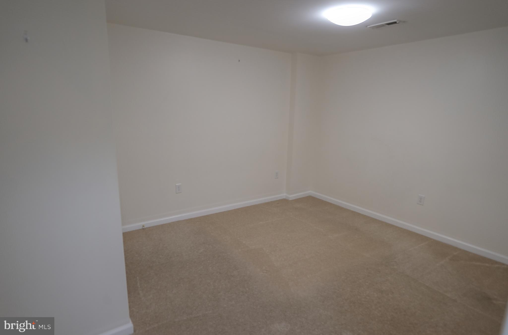 HEATHER HILLS/BRIGHTFLD - Residential Lease