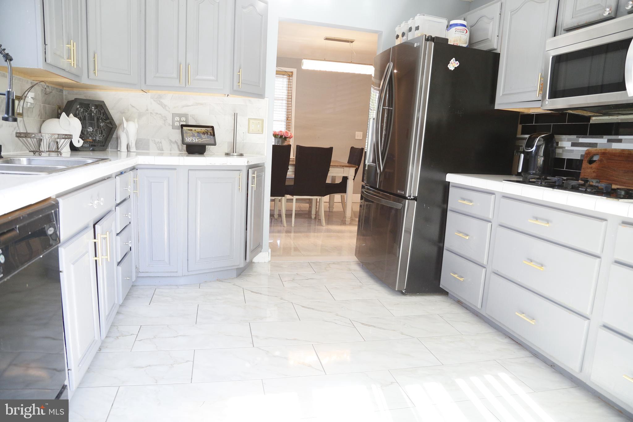 TRIPOLI HEIGHTS - Residential